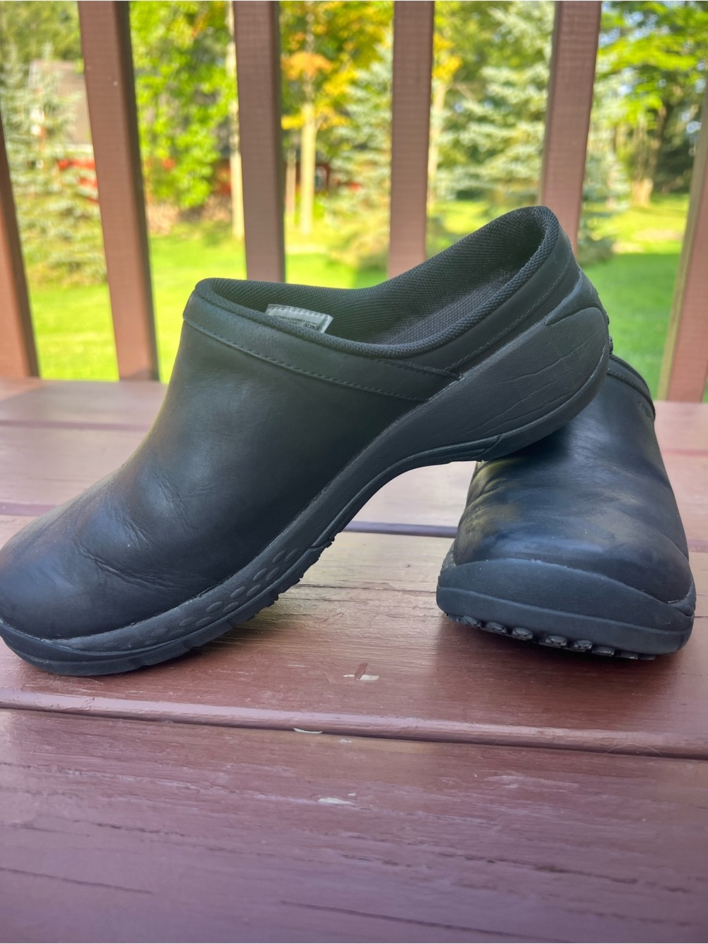 Merrell Women's Encore 2 slide AC+ Pro Black Slip-On Clogs